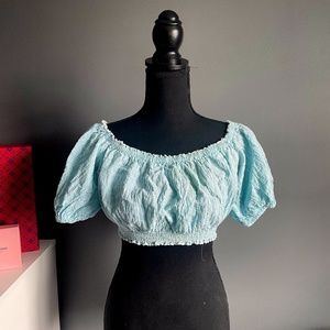 URBAN OUTFITTERS BABY BLUE CROP BLOUSE